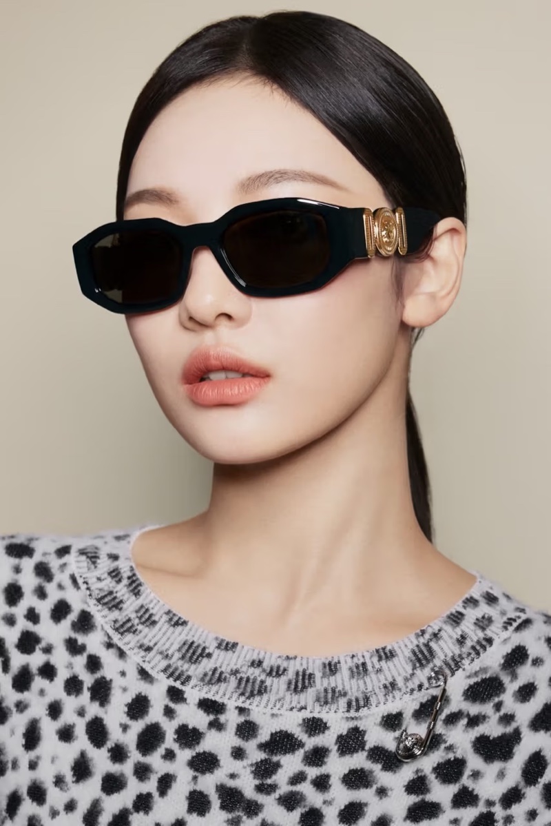 NINGNING poses in Versace's Medusa Biggie sunglasses for the its Holiday 2024 campaign.