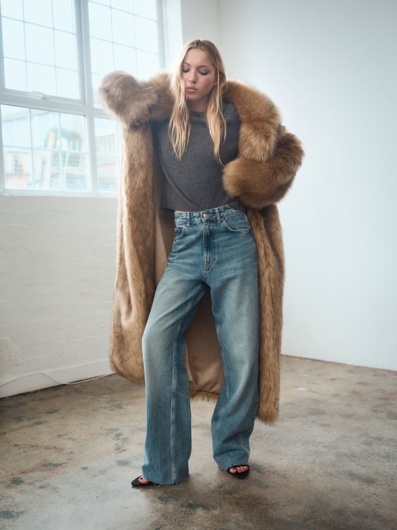 Lila Moss Zara Denim Winter 2024