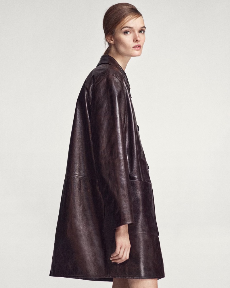 Lulu Tenney wears Massimo Dutti Nappa Leather Creased-effect Coat.