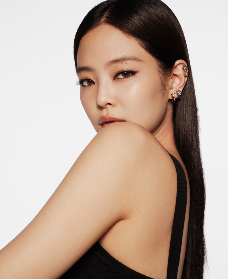 Blackpink's Jennie wears earrings from Chanel's Coco Crush fine jewelry collection.