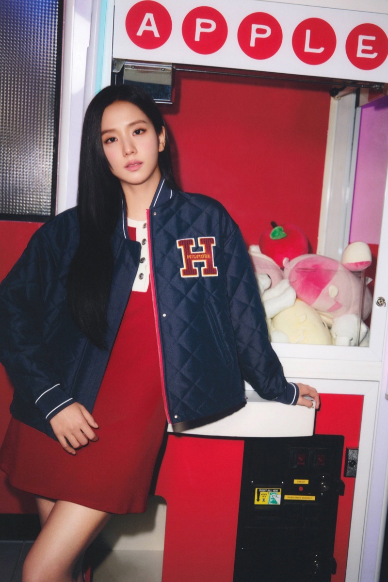 Jisoo poses in Tommy Hilfiger's 2025 campaign.