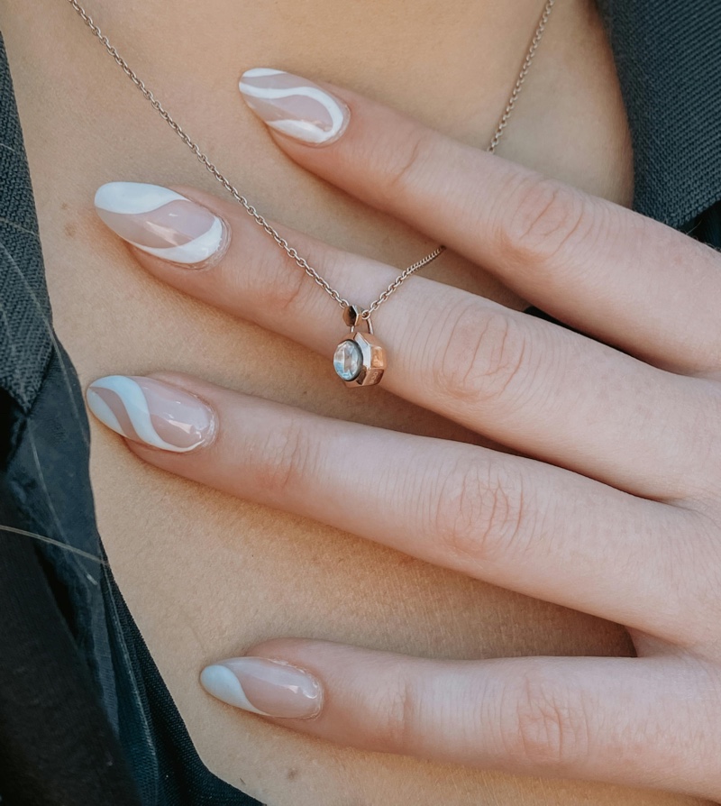 White Wave Nails