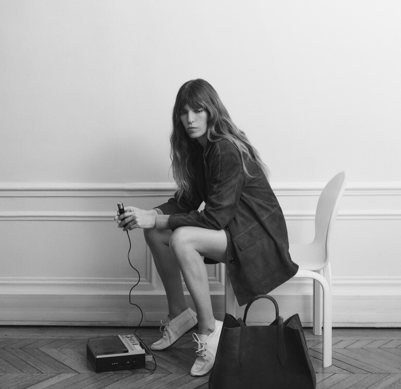 Lou Doillon looks chic with Massimo Dutti's Rooted Heritage bag.