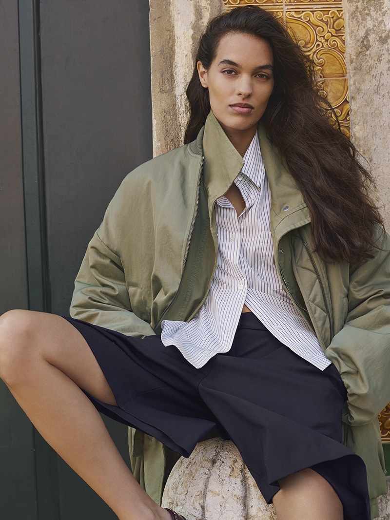 Grace Valentine embraces casual looks for Weekend Max Mara's spring 2025 ad.