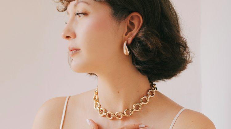 Chain Necklace Trends Featured