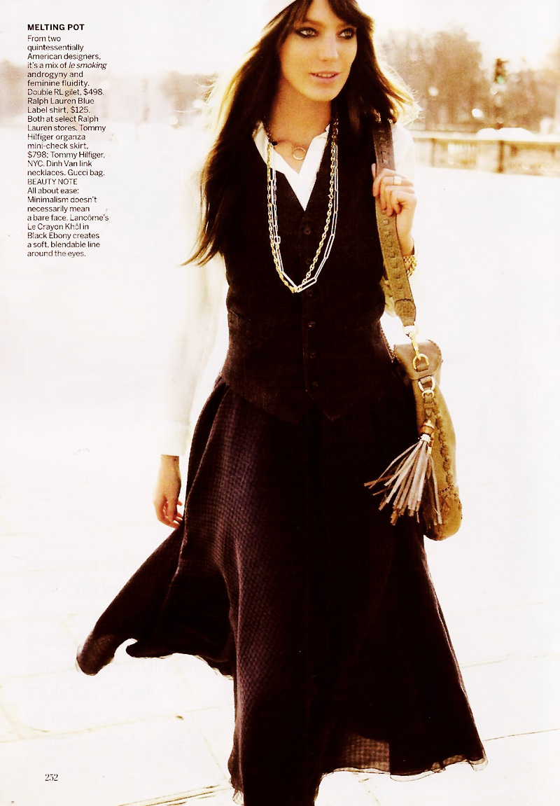 Daria Werbowy by Mario Testino | Vogue US May 2010
