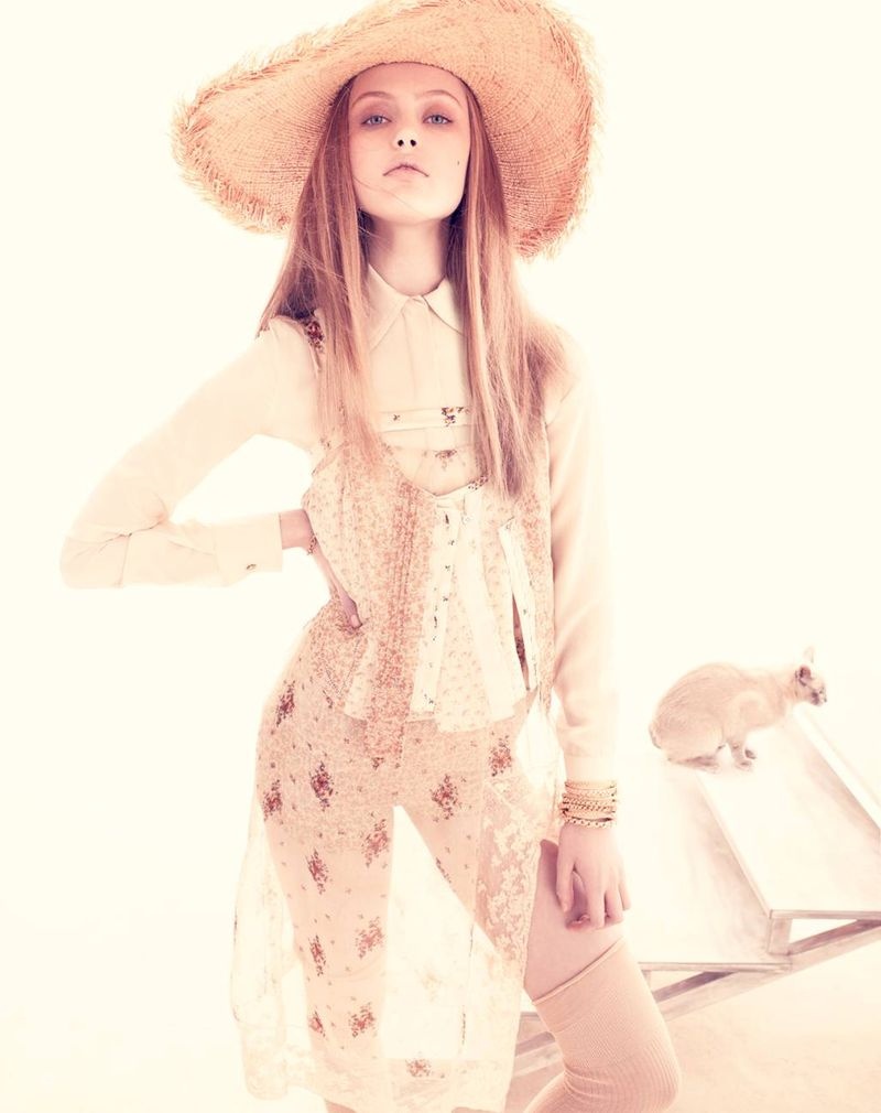 Frida Gustavsson by Andreas Sjodin for Vogue Nippon June 2010 | Morning Flowers