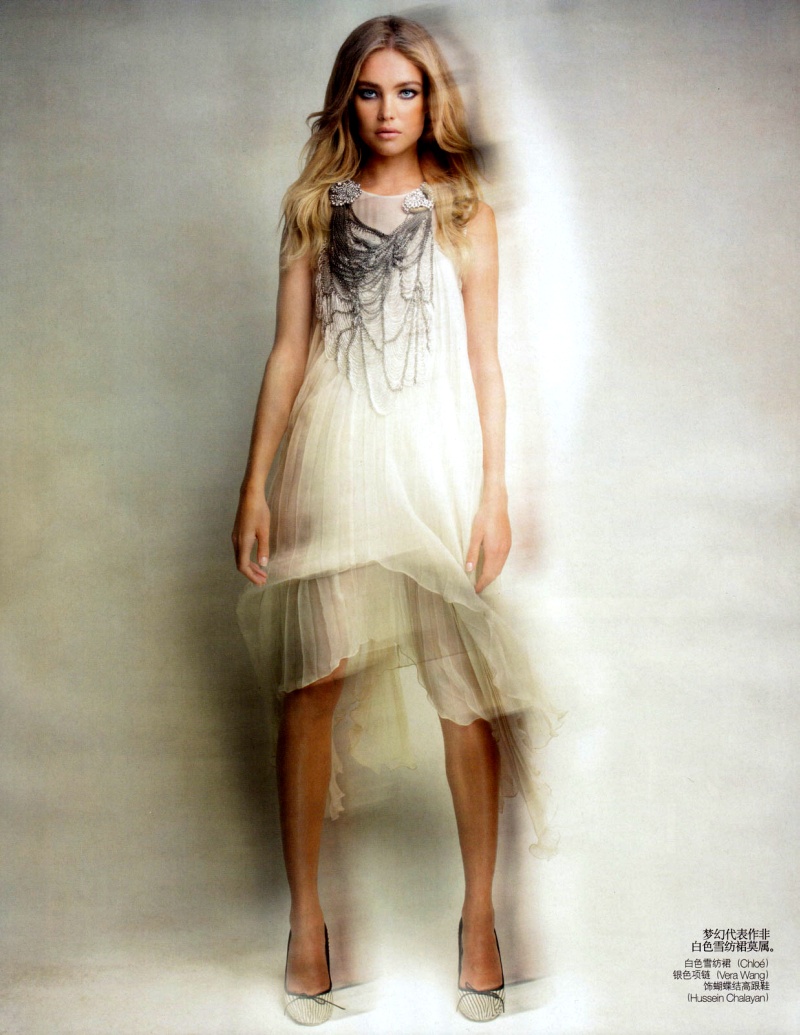 Natalia Vodianova by Patrick Demarchelier in Dream Girl | Vogue China May 2010