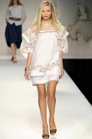 Fendi Spring 2011 | Milan Fashion Week | Fashion Gone Rogue