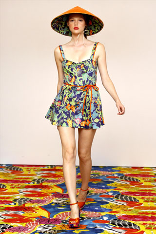 Philosophy di Alberta Ferretti Spring 2011 | New York Fashion Week