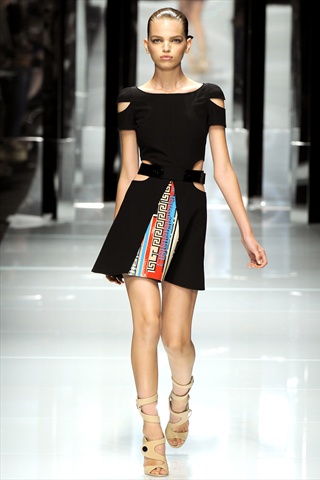 Versace Spring 2011 | Milan Fashion Week – Fashion Gone Rogue