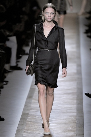Valentino Spring 2011 | Paris Fashion Week – Fashion Gone Rogue