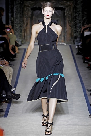 Yves Saint Laurent Spring 2011 | Paris Fashion Week – Fashion Gone Rogue