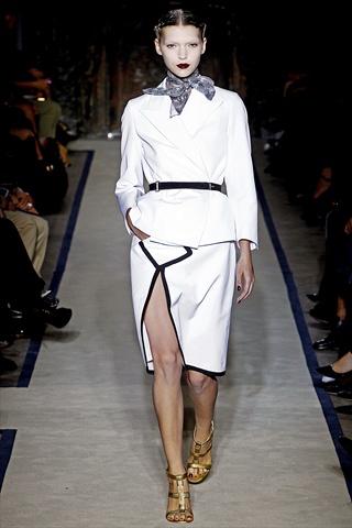 Yves Saint Laurent Spring 2011 | Paris Fashion Week | Fashion Gone Rogue