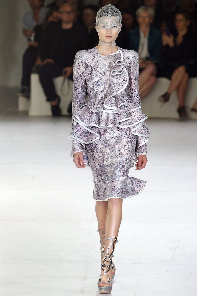 Alexander McQueen Spring 2012 | Paris Fashion Week