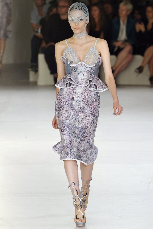 Alexander McQueen Spring 2012 | Paris Fashion Week