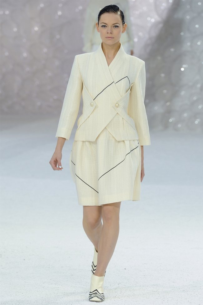 Chanel Spring 2012 | Paris Fashion Week – Fashion Gone Rogue