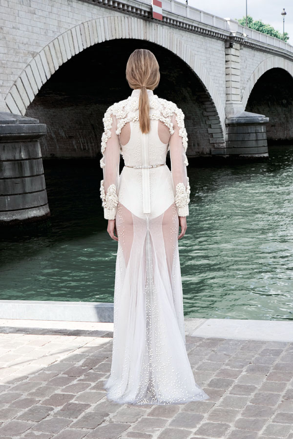 Givenchy Fall 2011 Couture | Paris Haute Couture