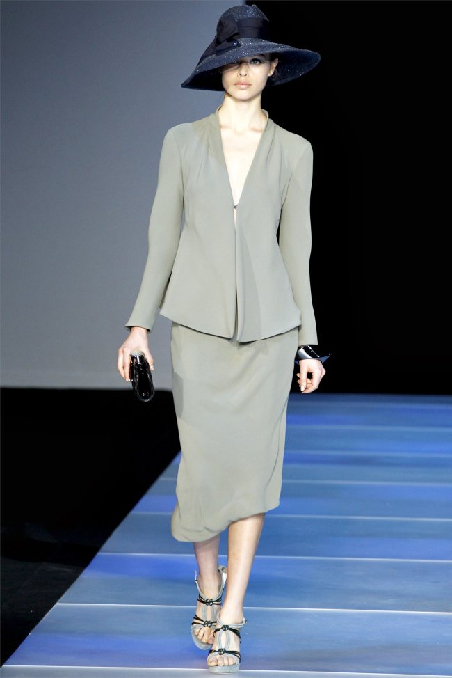 Giorgio Armani Spring 2012 | Milan Fashion Week – Fashion Gone Rogue