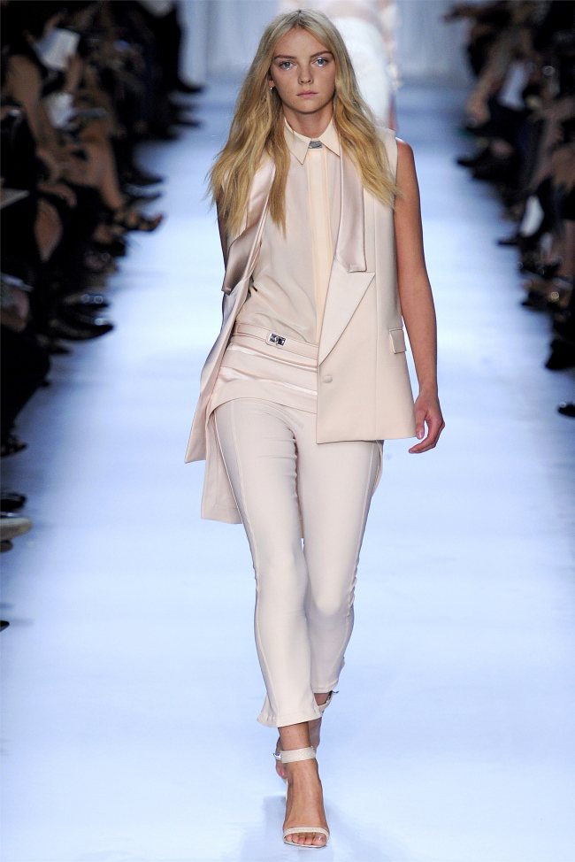 Givenchy Spring 2012 | Paris Fashion Week