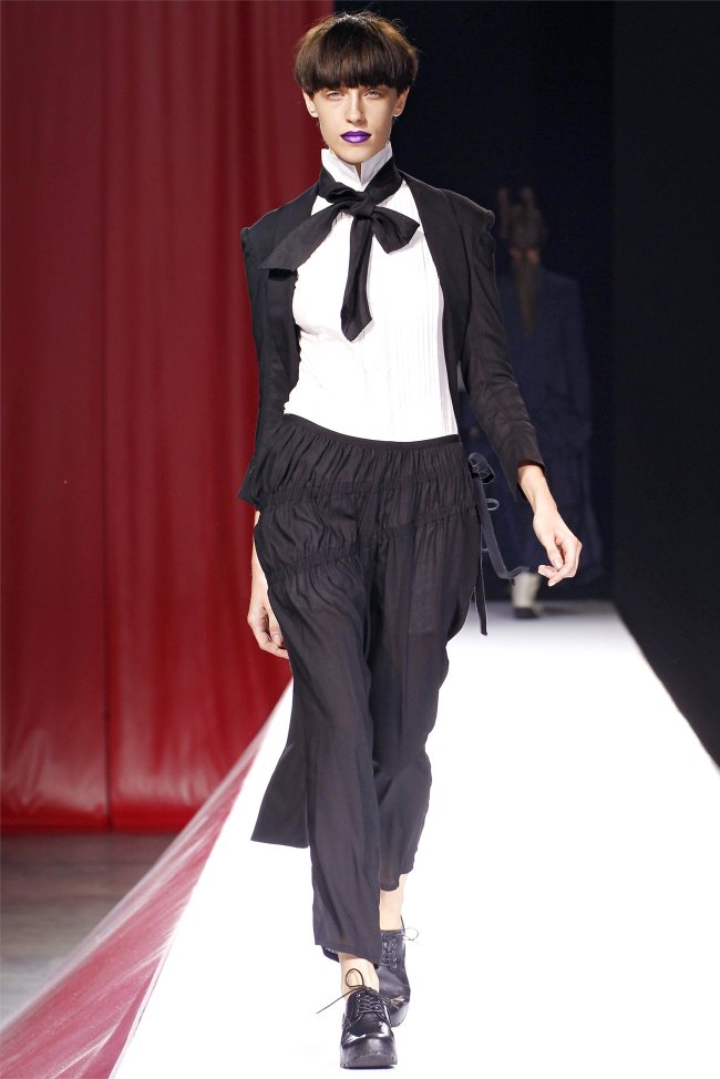 Yohji Yamamoto Spring 2012 | Paris Fashion Week