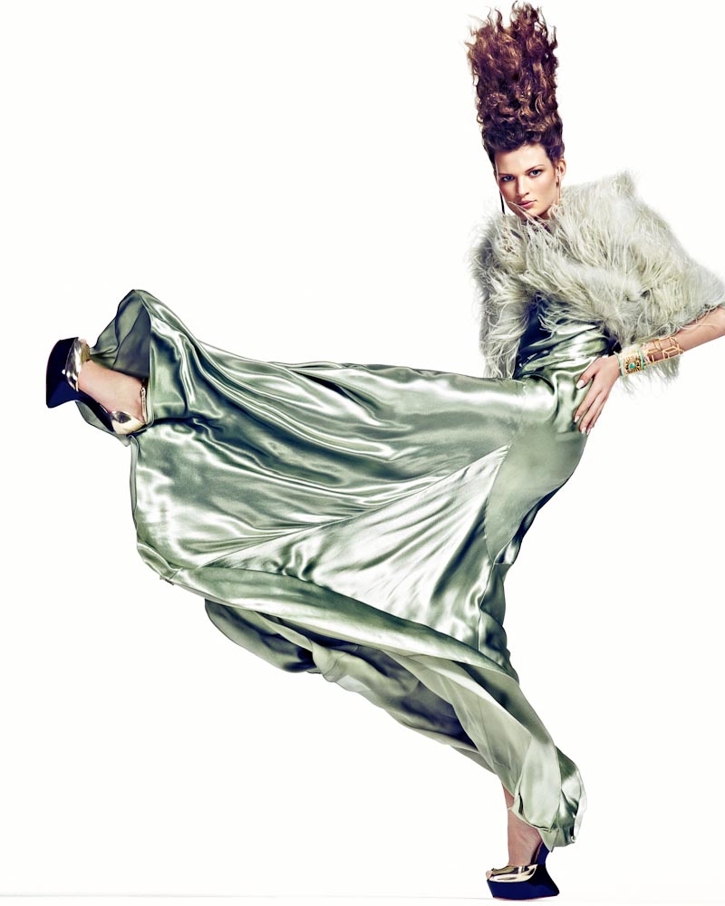 Bette Franke by Marc de Groot for Vogue Netherlands April 2012