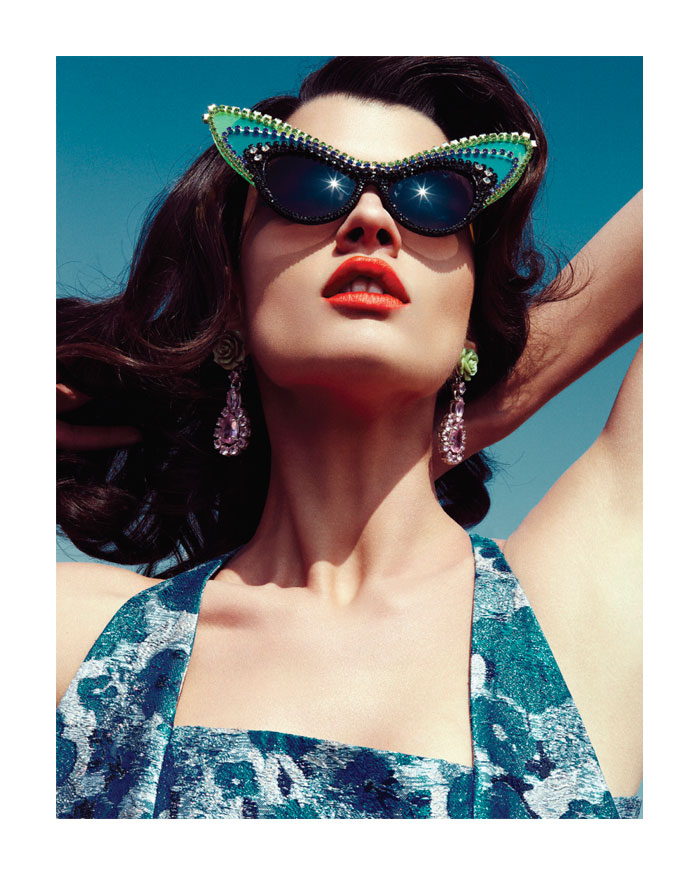 Crystal Renn by Nagi Sakai for Vogue Latin America May 2012