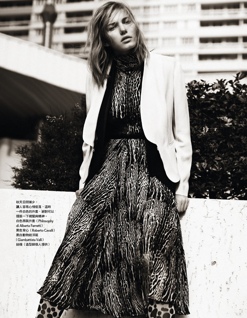 A Neutral Marique Schimmel Stars in Vogue Taiwan August 2012 by Naomi Yang