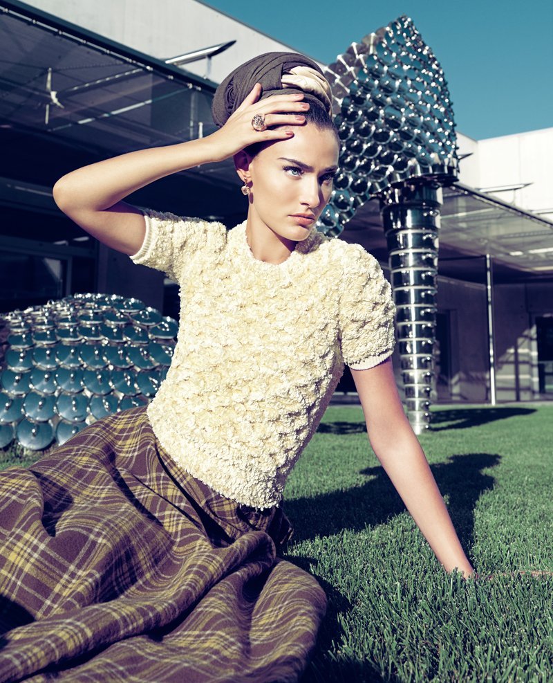 Saadet Isil Aksoy by Tamer Yilmaz in Louis Vuitton | Marie Claire Turkey November 2010