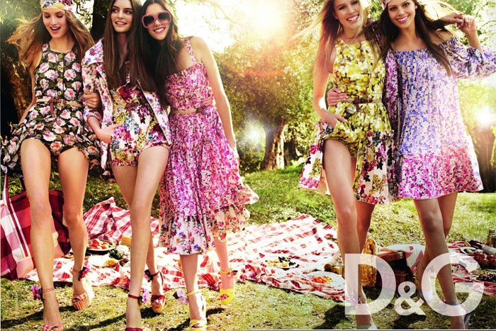 D&G Spring 2011 Campaign Preview | Julia, Keke & Maria by Mario Testino