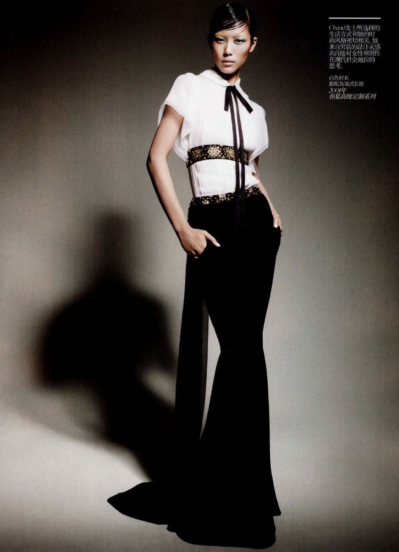 Liu Wen in Chanel by Victor Demarchelier for Vogue China February 2011