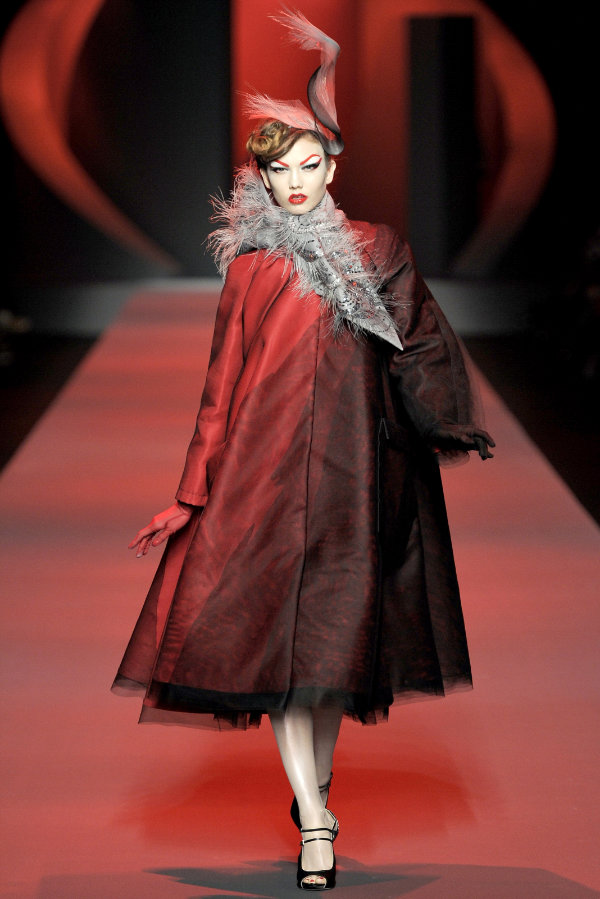 Christian Dior Fall 2011 Couture Collection