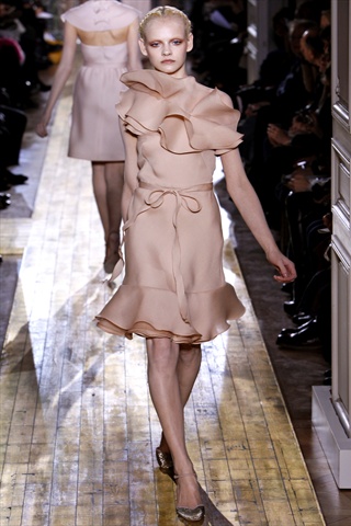 Valentino Spring 2011 Couture | Paris Haute Couture