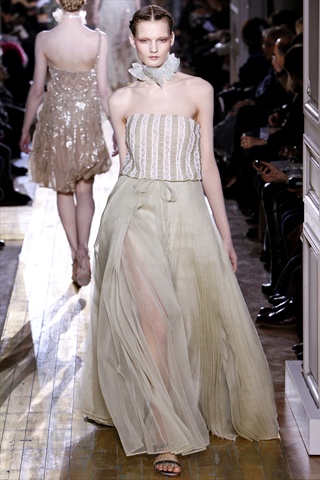 Valentino Spring 2011 Couture | Paris Haute Couture – Fashion Gone Rogue