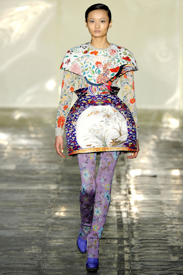 Mary Katrantzou Fall 2011 | London Fashion Week – Fashion Gone Rogue
