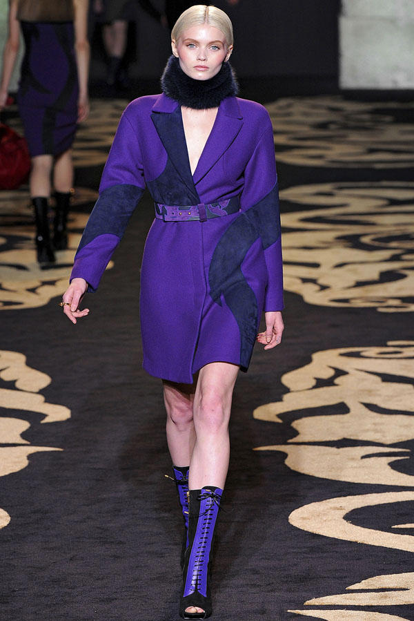 Versace Fall 2011 | Milan Fashion Week – Fashion Gone Rogue