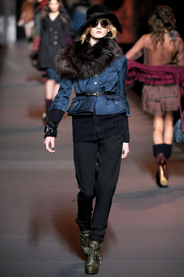 Christian Dior Fall 2011 | Paris Fashion Week – Fashion Gone Rogue
