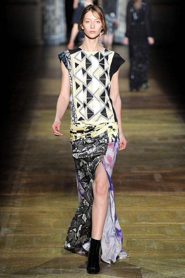 Dries Van Noten Fall 2011 | Paris Fashion Week – Fashion Gone Rogue