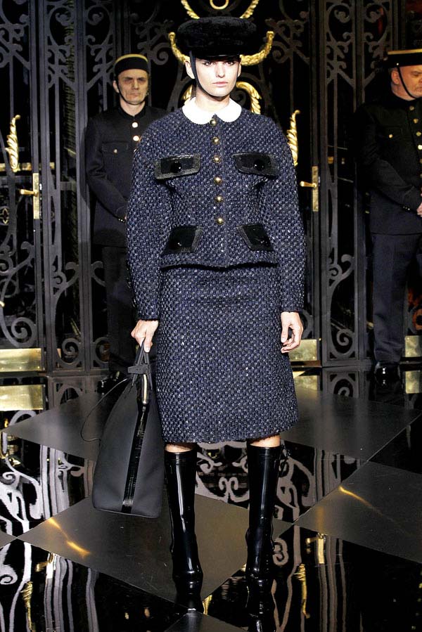 Louis Vuitton Fall 2011 | Paris Fashion Week – Fashion Gone Rogue