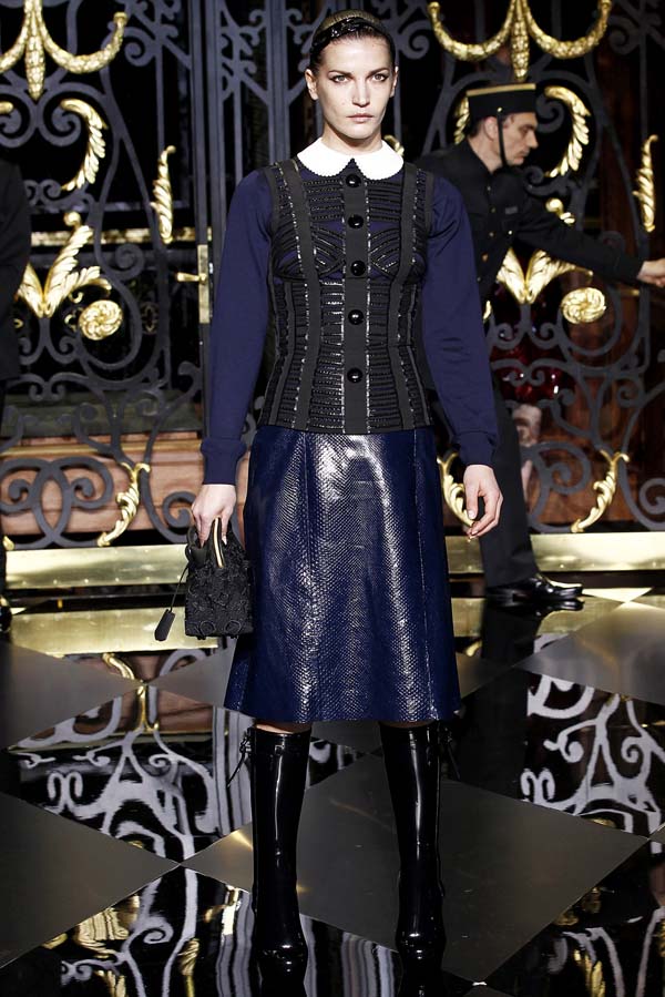 Paris Fashion Week: Louis Vuitton Fall/Winter 2011 - BagAddicts Anonymous