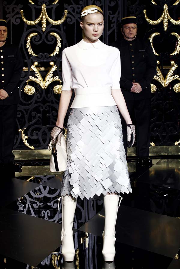 Paris Fashion Week: Louis Vuitton Fall/Winter 2011 - BagAddicts Anonymous