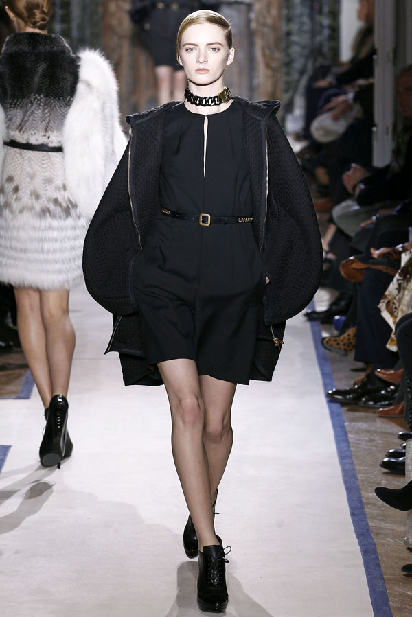 Yves Saint Laurent Fall 2011 | Paris Fashion Week – Fashion Gone Rogue