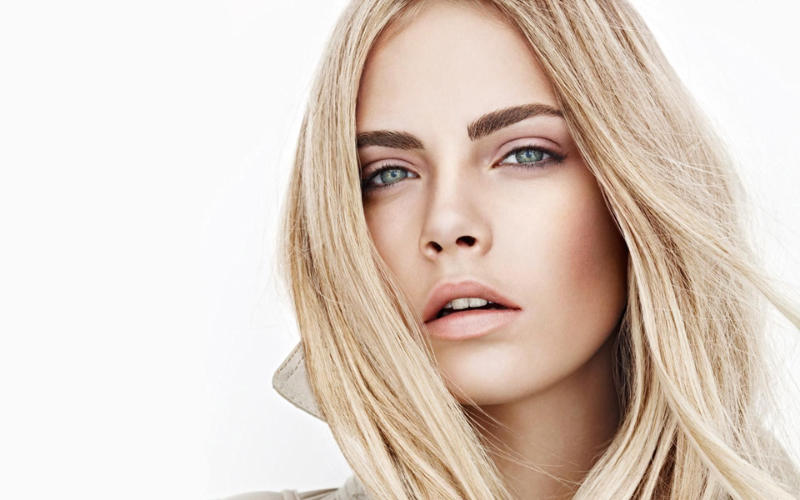 Cara Delevingne for Burberry Beauty Spring 2011 Campaign