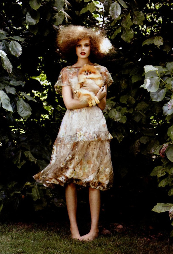 Frida Gustavsson by Patrick Demarchelier in Anything Goes | Vogue US November 2010