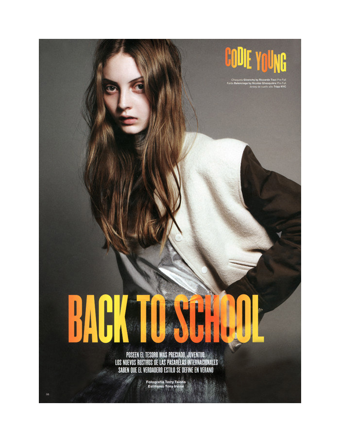 Codie Young, Ruby Aldridge, Kate King & Others by Terry Tsiolis for V Spain Summer 2011