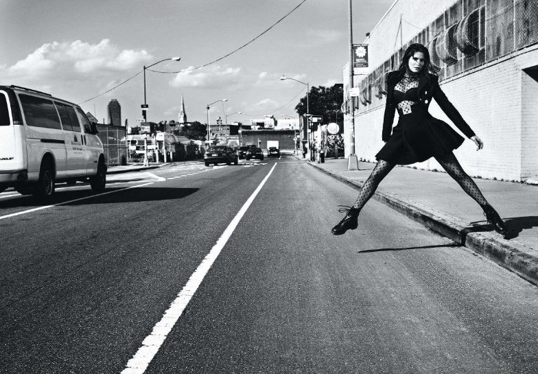 Stephanie Seymour by Horst Diekgerdes for Elle US September 2011