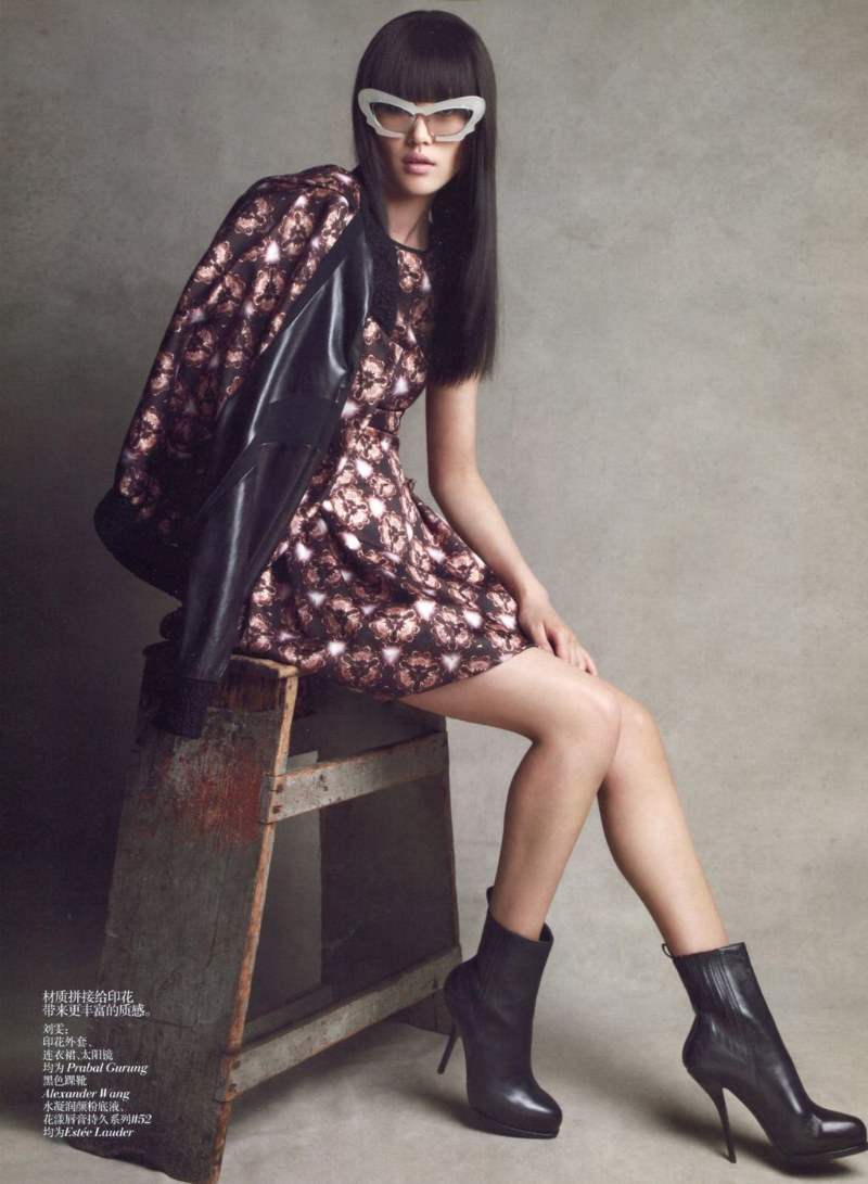 Liu Wen & Jac Jagaciak Get Ready for Fall in Vogue China July 2012 by Patrick Demarchelier