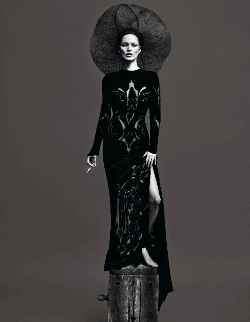 Kate Moss & Saskia De Brauw are Bewitching for Mert & Marcus in Vogue Paris September 2012