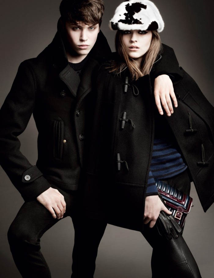 Burberry Fall 2011 Campaign | Amber Anderson by Mario Testino