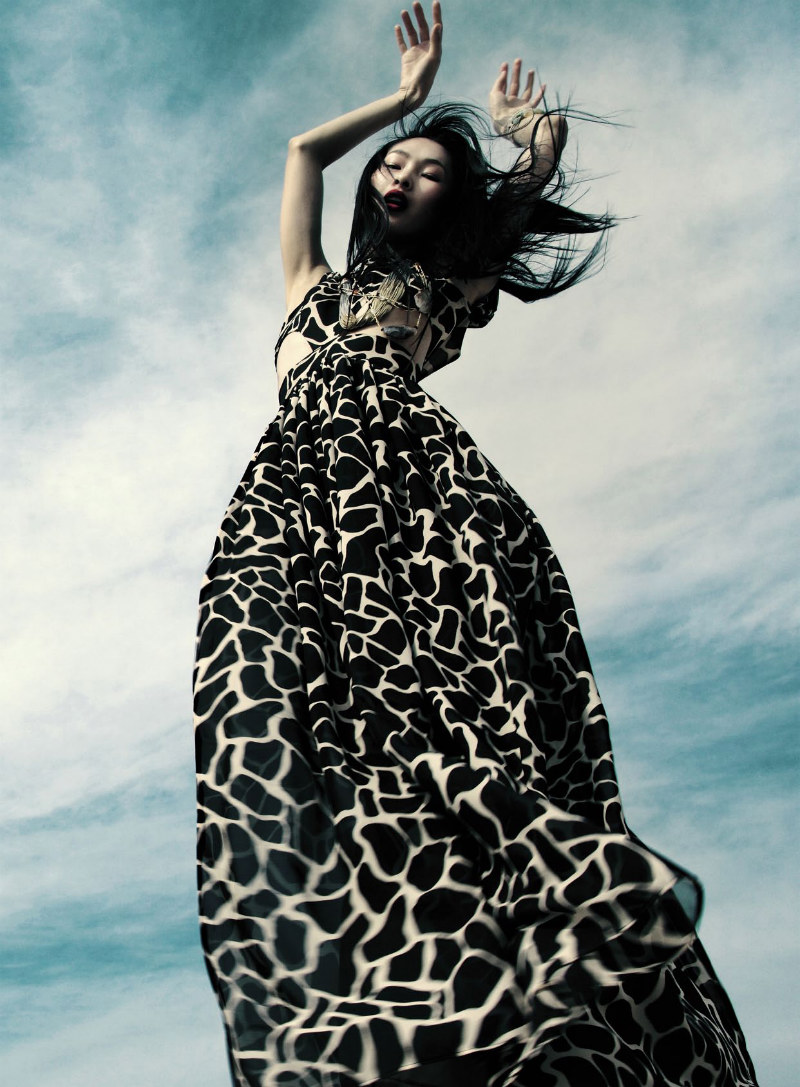 Dinara Chetyrova by Jamie Nelson for Elle Vietnam July 2011